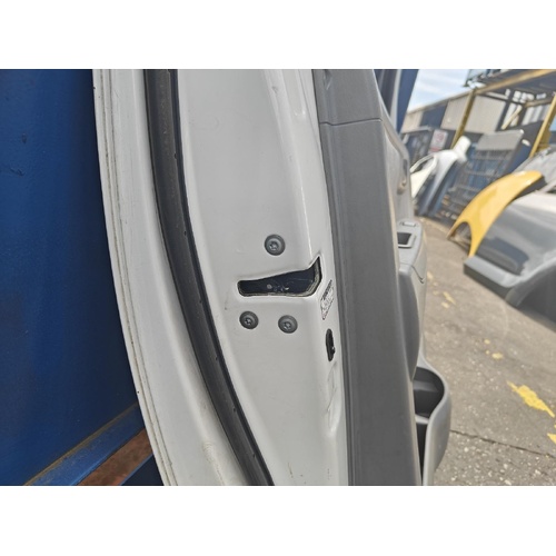 Toyota Hilux Left Rear Door Lock Mechanism KUN26 03/2005-08/2015