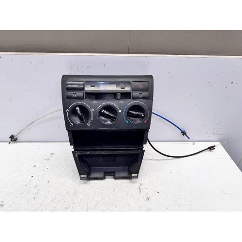 Toyota Corolla Heater Controls ZZE122 12/2001-06/2007