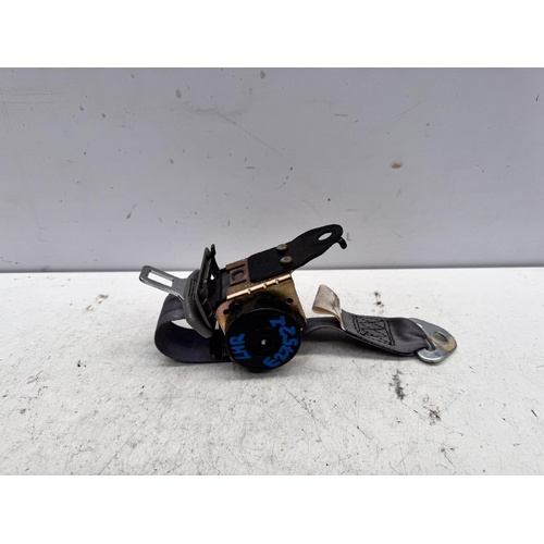 Toyota Camry Left Rear Seat Belt MCV36 08/2002-05/2006
