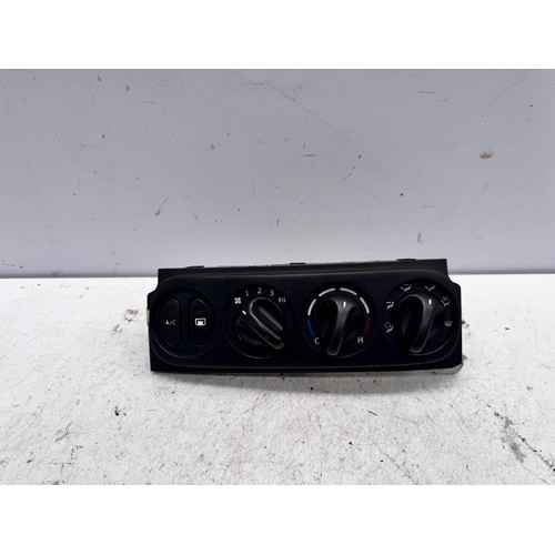 Holden Commodore Heater Controls VT 09/1997-09/2002
