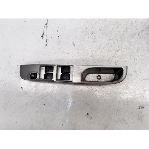 Mitsubishi Triton Power Window MASTER Switch MN 07/2006-04/2015