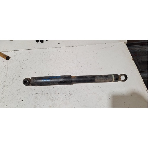Toyota Hilux Left Rear Shock Absorber KUN26 03/2005-08/2015