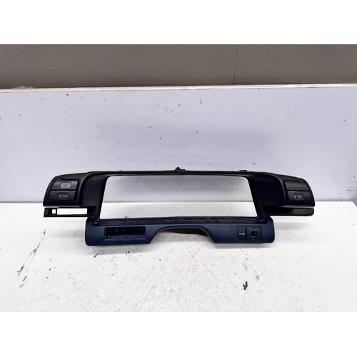 Toyota Camry Instrument Cluster Fascia VZV21 03/1987-12/1992