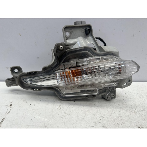 Mazda 3 Left Front Bumper Flasher BN 05/2016-02/2019