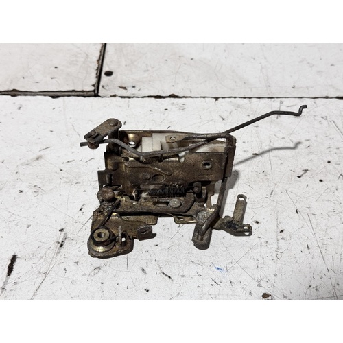 Holden Commodore Right Front Lock Mechanism VH-VK 10/1981-03/1986