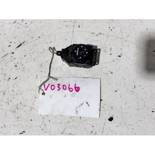 Hyundai Accent Mirror Switch RB 05/2011-12/2019