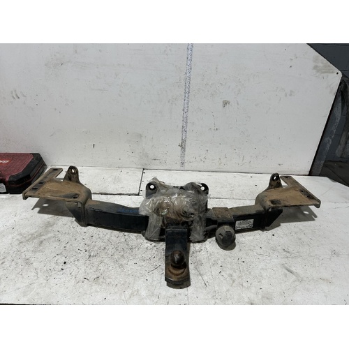 Toyota Landcruiser Towbar UZJ100 01/1998-10/2007