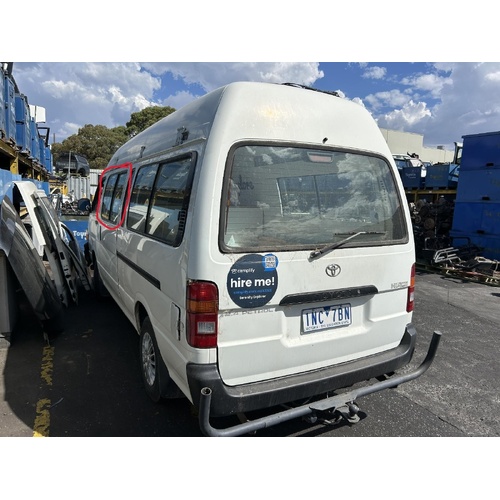 Toyota Hiace Left Rear Sliding Door Glass RZH125 11/1989-12/2004