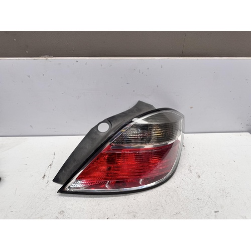 Holden Astra Right Tail Light AH 10/2004-08/2009