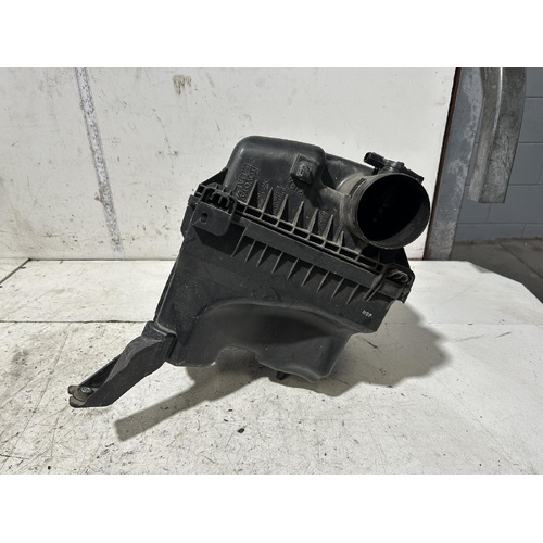 Toyota Hiace Air Cleaner Box GDH320 02/2019-2025
