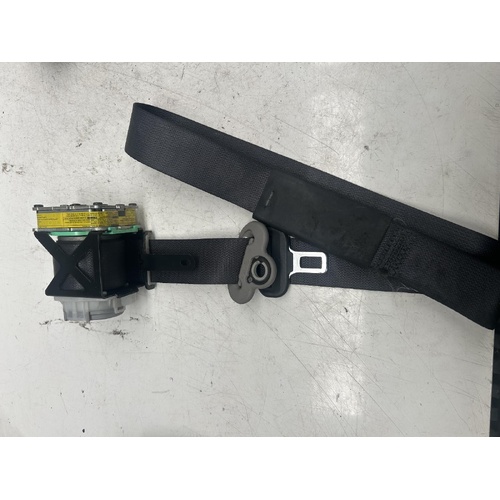Toyota Yaris Right Front Seatbelt NCP90 10/2005-07/2011