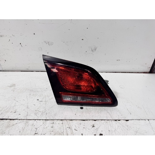 Holden Commodore Left Bootlid Light VF 09/2015-12/2017
