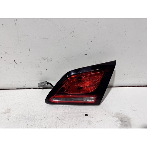 Holden Commodore Right Bootlid Light VF 09/2015-12/2017
