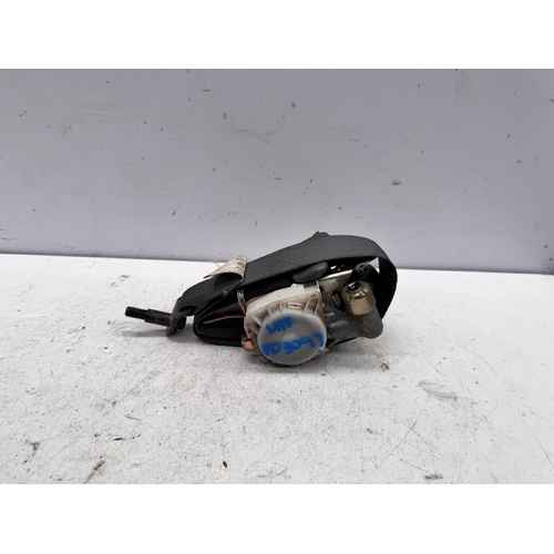 Toyota Hilux Left Front Seat Belt GGN15 03/2005-06/2011