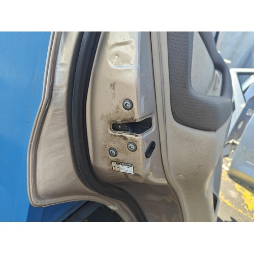 Toyota Landcruiser Left Rear Door Lock Mechanism UZJ100 01/1998-10/2007