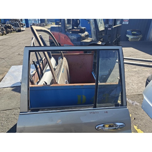 Toyota Landcruiser Left Rear Door Glass UZJ100 01/1998-10/2007