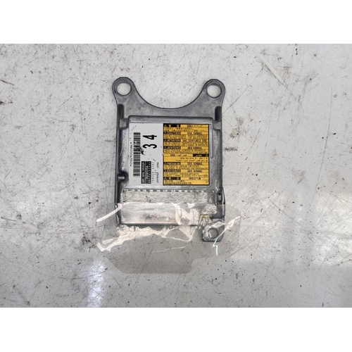 Toyota RAV4 Air Bag Sensor Module ZSA42 12/2012-12/2018