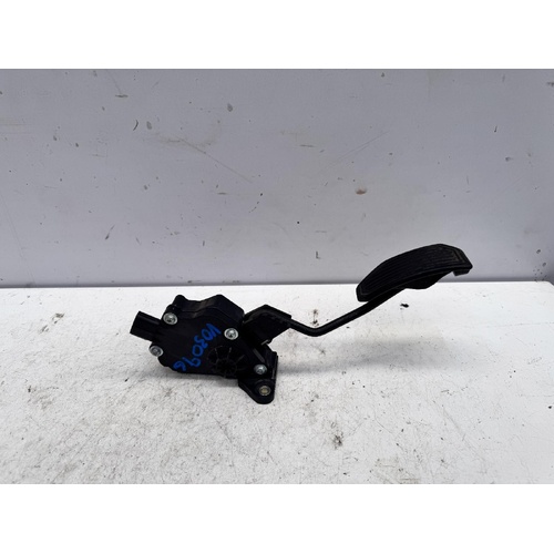 Toyota Camry Accelerator Pedal ACV40 06/2006-02/2012