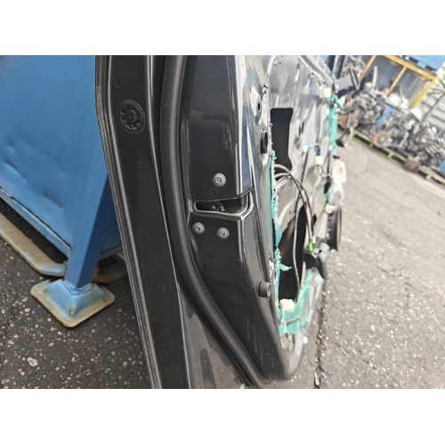 Toyota RAV4 Left Front Door Lock Mechanism ACA33 11/2005-09/2008
