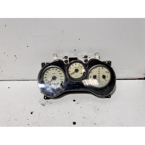 Toyota RAV4 Instrument Cluster ACA21 07/2000-07/2003