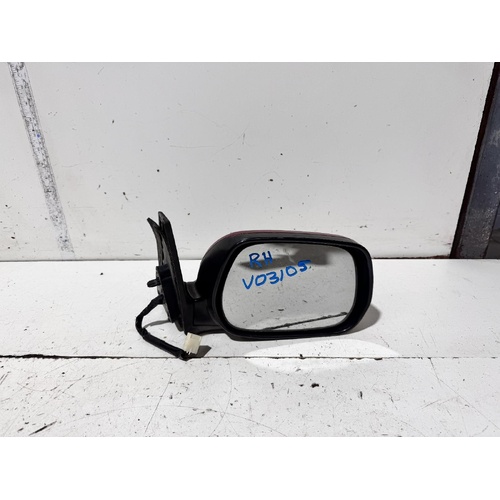 Toyota RAV4 Right Door Mirror ACA21 07/2000-10/2005