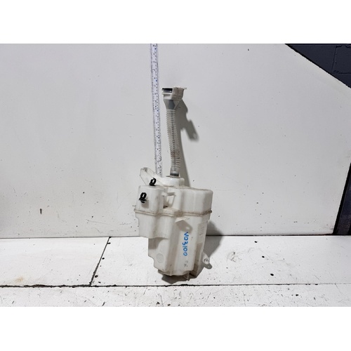 Toyota RAV4 Washer Bottle ZSA42 12/2012-12/2018