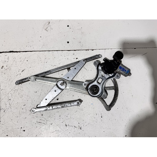 Toyota RAV4 Right Front Door Window Regulator ACA21 07/2000-10/2005