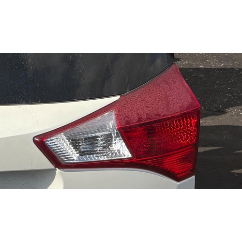 Toyota RAV4 Right Tailgate LIght ZSA42 12/2012-09/2015