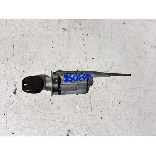 Toyota Prado Ignition Barrel with Key GRJ120 02/2003-10/2009