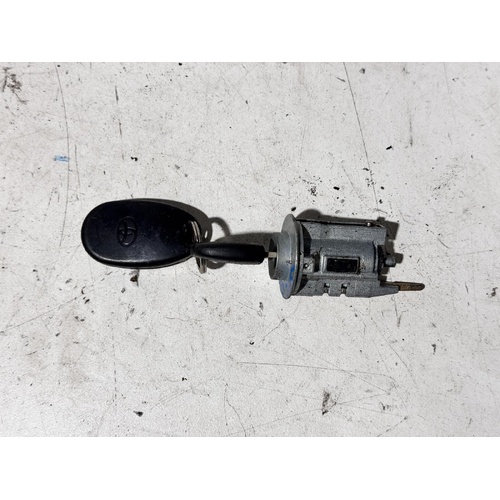 Toyota Camry Ignition Barrel with Key MCV36 08/2002-05/2006