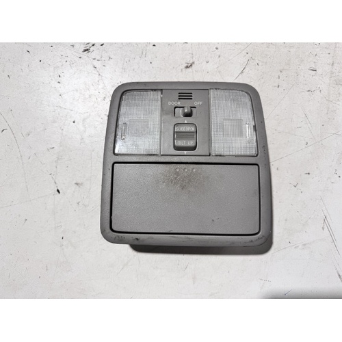 Toyota RAV4 Front Courtesy Light GSA33 11/2005-11/2012