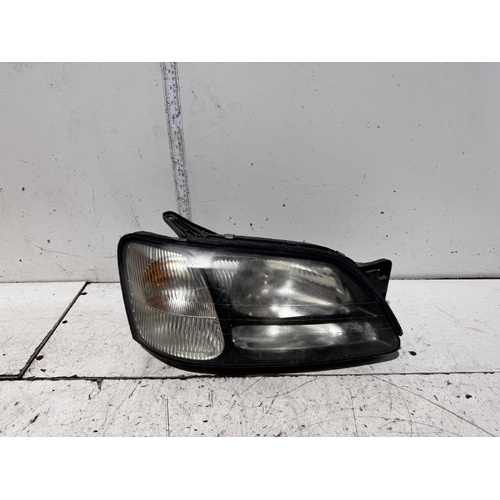 Subaru Outback Right Head Light B3A 12/1998-08/2001