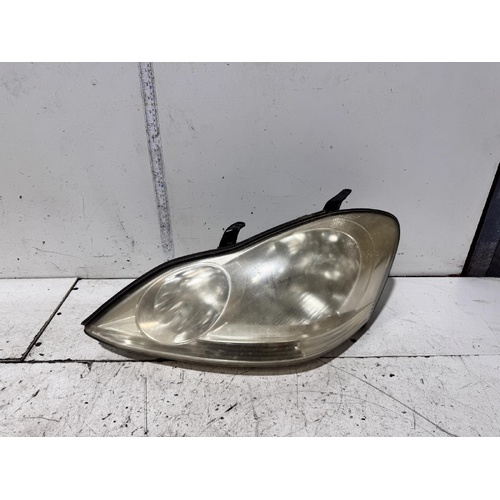 Toyota Avensis Left Head Light ACM21 12/2003-12/2010