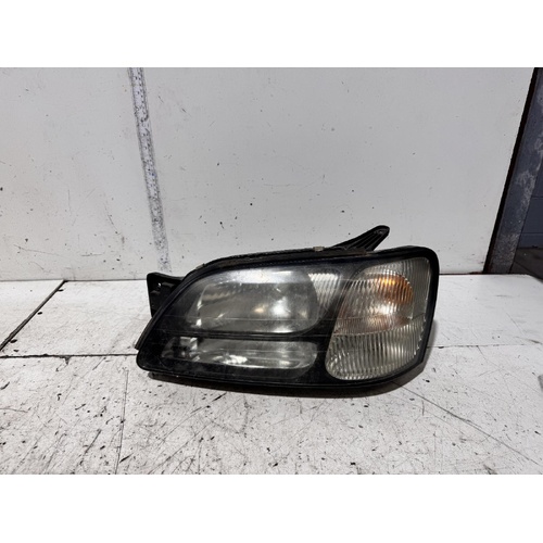 Subaru Outback Left Head Light B3A 12/1998-08/2001