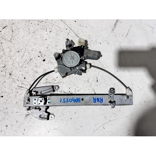 Nissan XTRAIL Right Rear Door Window Regulator T31 09/2007-12/2013