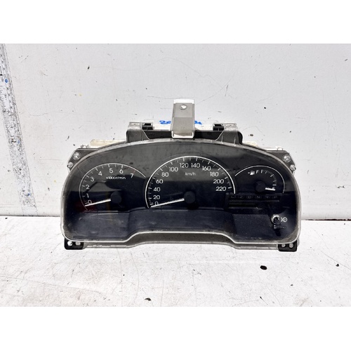 Toyota Avensis Instrument Cluster ACM21 12/2001-12/2010