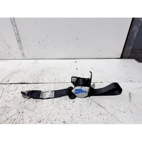 Toyota Corolla Right Rear Seat Belt ZRE182 08/2012-03/2015