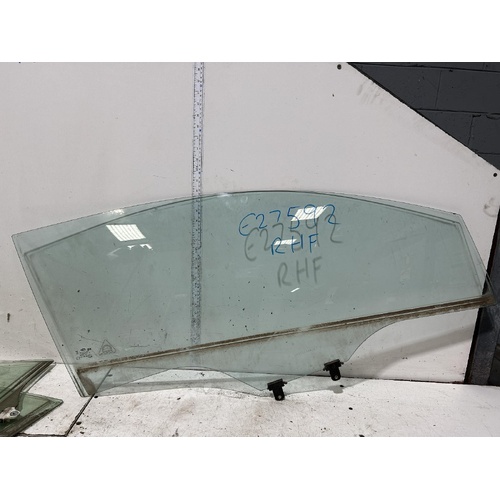 Kia Rio Right Front Door Glass UB 08/2011-11/2016