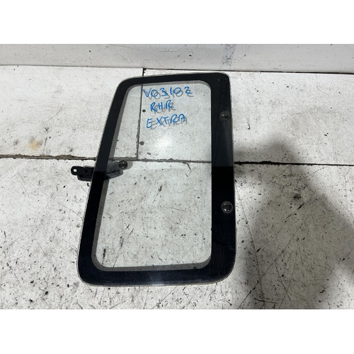 Toyota Hilux Right Rear Side Glass RN90 10/1988-09/1997