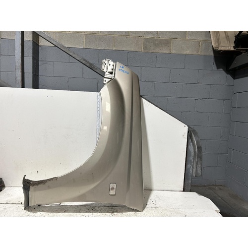 Nissan X-TRAIL Left Guard T30 10/2001-09/2007