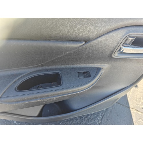 Mitsubishi Triton Right Rear Window Switch MR 03/2015-10/2023