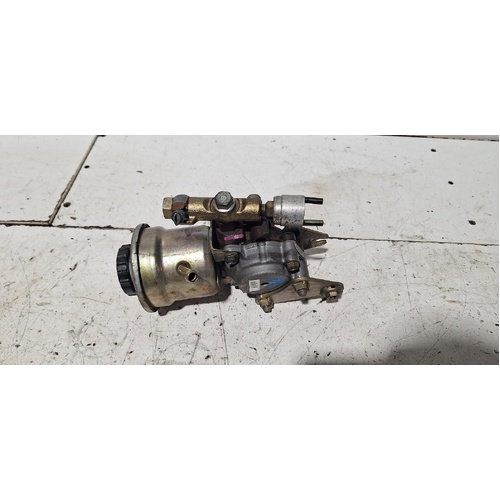 Toyota Corolla Steering Pump 7A-FE AE112 10/1998-11/2001