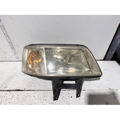 Volkswagen Transporter Right Head Light T5 08/2004-10/2010