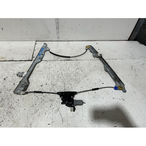 Nissan X-TRAIL Right Front Window Regulator T31 10/2007-12/2013
