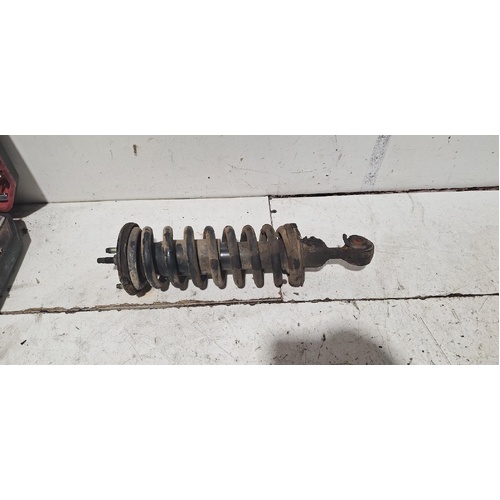 Nissan Pathfinder Right Front Strut R51 05/2005-09/2013