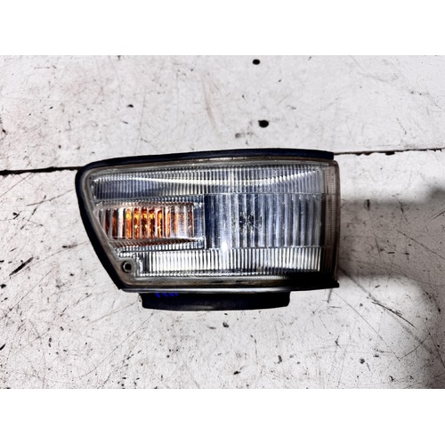 Toyota Corolla Right Corner Light AE92 06/1989-06/1991