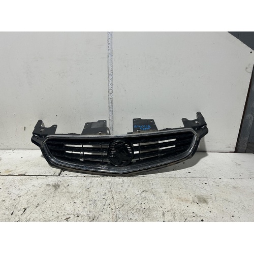 Holden Commodore Grille VF I 05/2013-12/2017