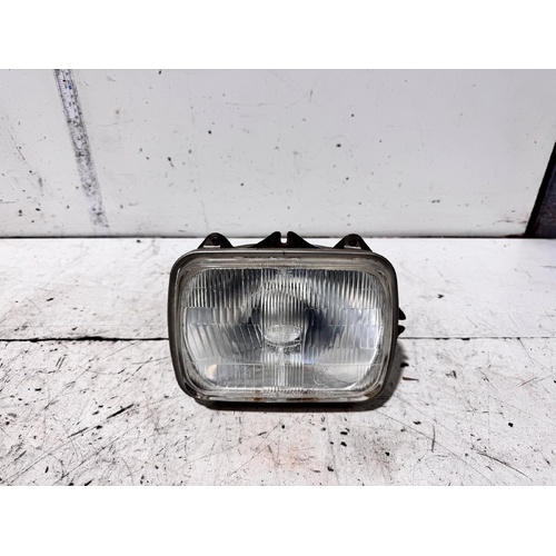 Mazda Bravo Right Head Light 01/1991-12/1995