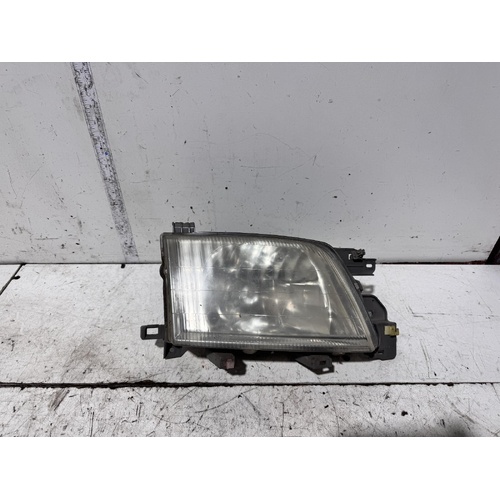 Subaru Forester Right Head Light 01/2000-06/2002