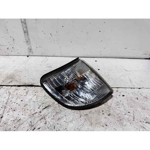 Subaru Forester Right Corner Light 01/2000-06/2002